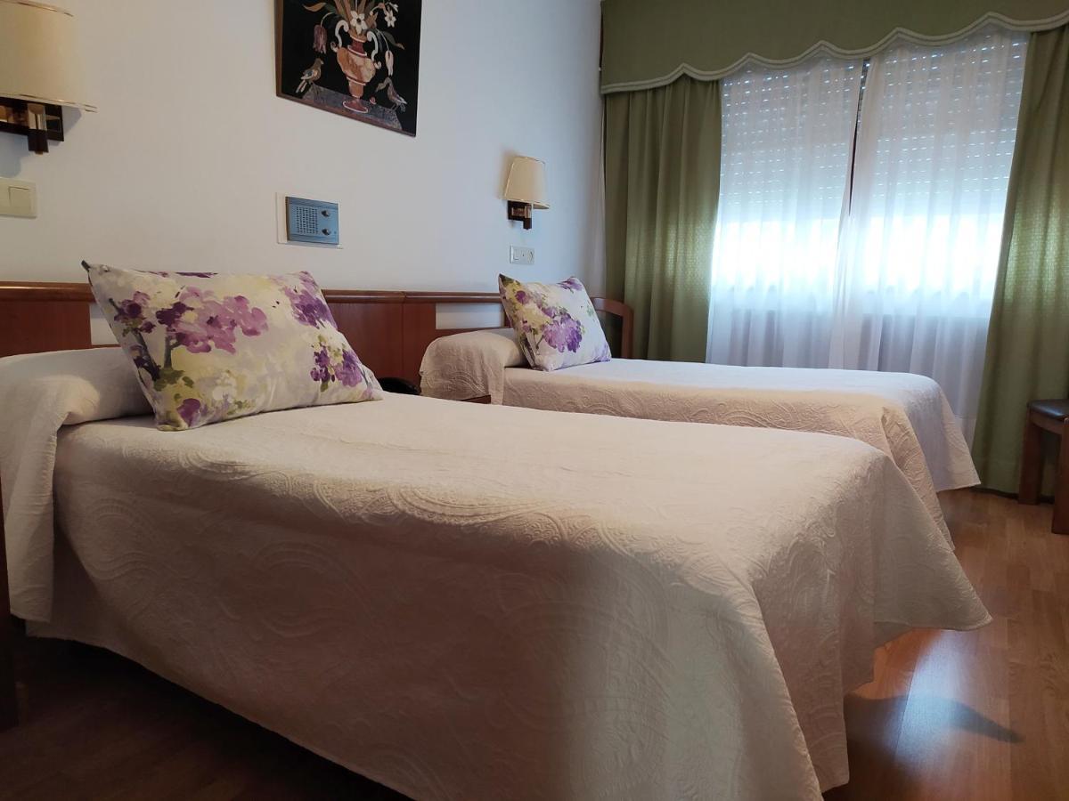 Hostal Palas La Corogne Extérieur photo
